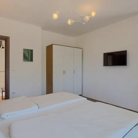 Stribor Near Medulin For 8 People With Private Pool - Only 1 Km From The *