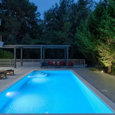Willa Stribor Near Medulin For 8 People With Private Pool - Only 1 Km From The