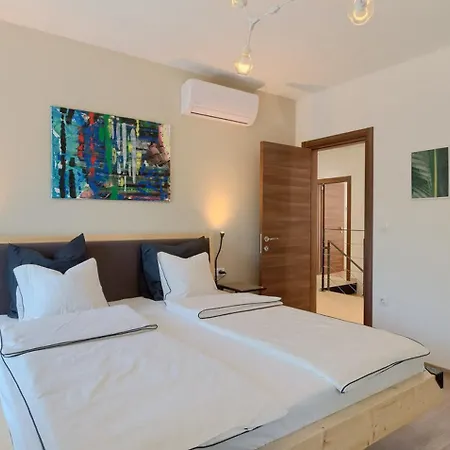 Vila Stribor Near Medulin For 8 People With Private Pool - Only 1 Km From The *