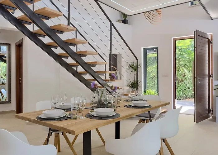 Stribor Near Medulin For 8 People With Private Pool - Only 1 Km From The Vila Banjole